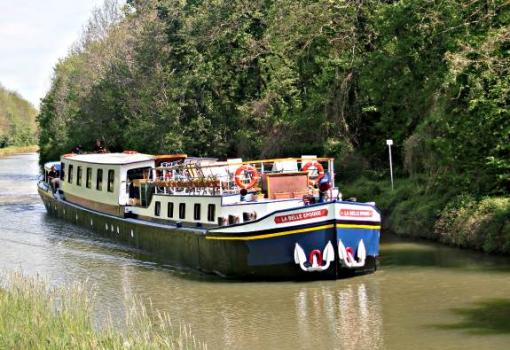 Diseñada en los años 20 para surcar los Canales de Francia
